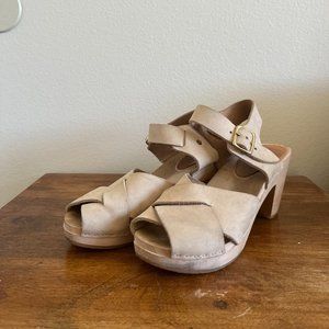 Bryr Clogs - Emma Cross-Toe, bone nubuck, 38